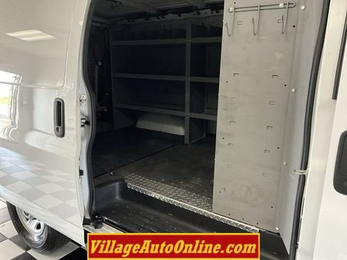 Used 2023 GMC Savana 3500 w/ Driver Convenience Package RWD image 21