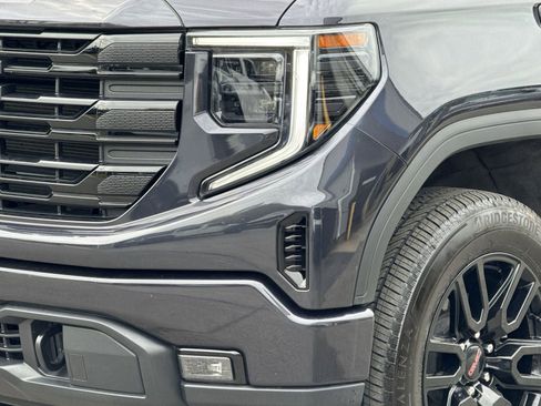 Used 2025 GMC Sierra 1500 Elevation image 6