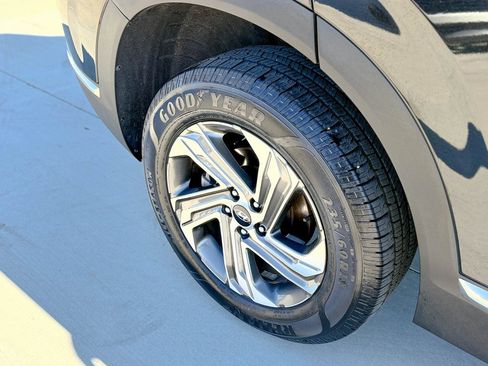 Used 2022 Hyundai Santa Fe SEL image 6