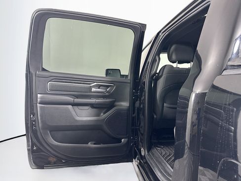 Used 2019 RAM 1500 Big Horn AWD/4WD image 26