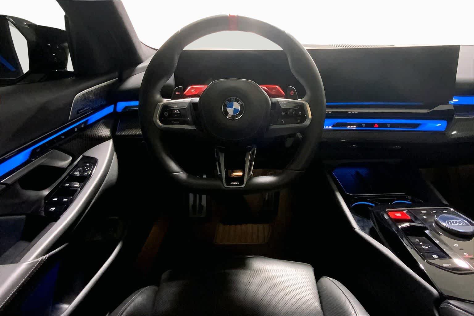 Used 2025 BMW M5 Touring w/ Executive Package AWD/4WD image 5