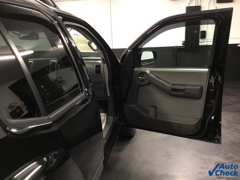 Used 2014 Nissan Xterra S image 44