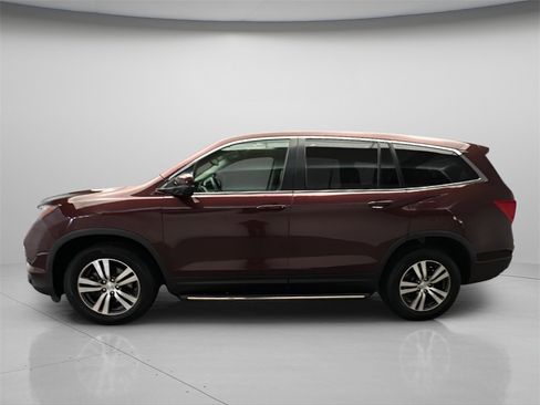 Used 2016 Honda Pilot EX-L image 2