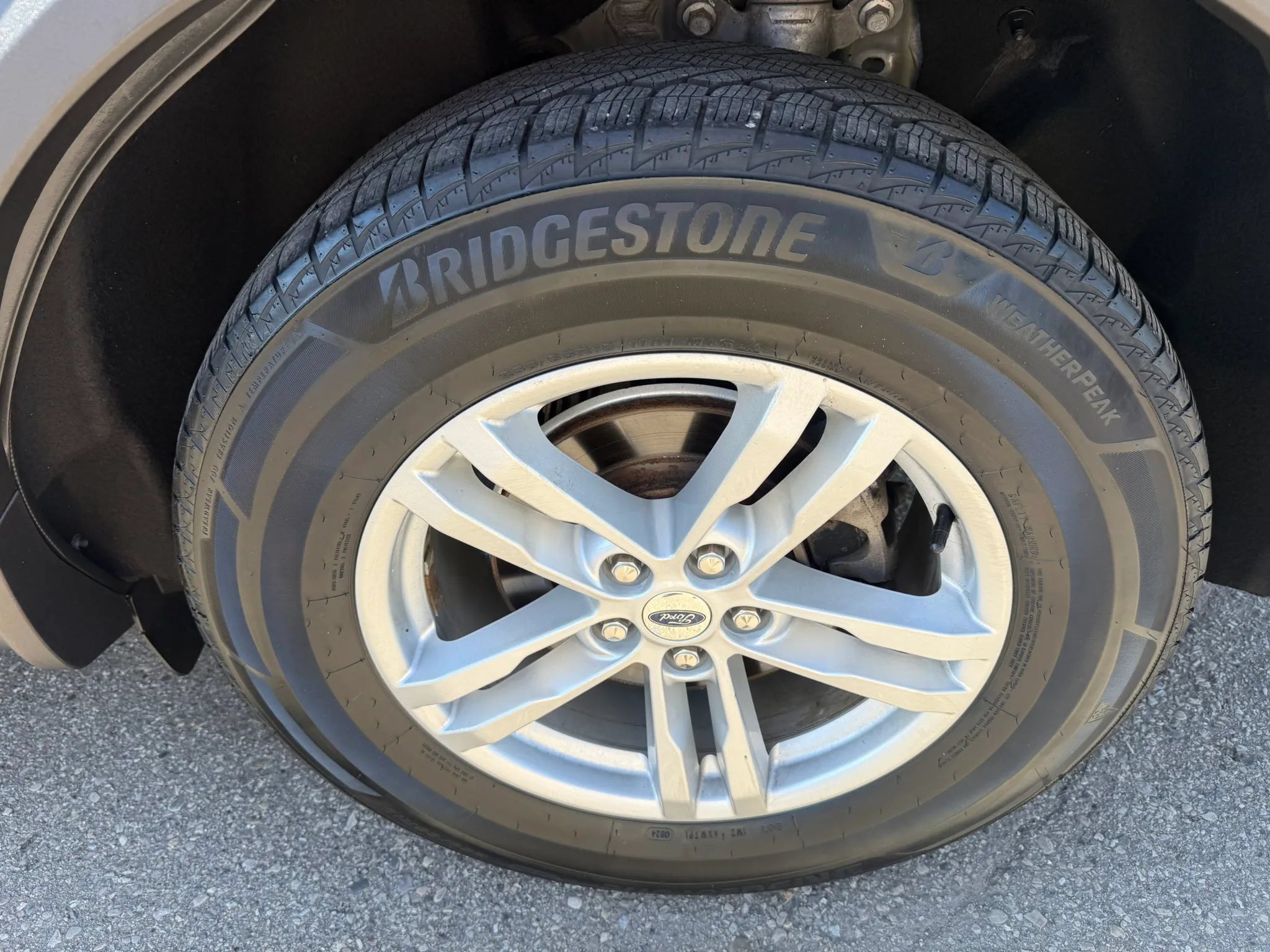 Used 2020 Ford Explorer XLT w/ Equipment Group 202A AWD/4WD image 10