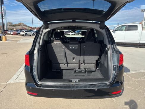Used 2019 Honda Odyssey Elite image 5