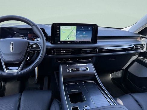 New 2026 Lincoln Aviator Reserve AWD/4WD image 23