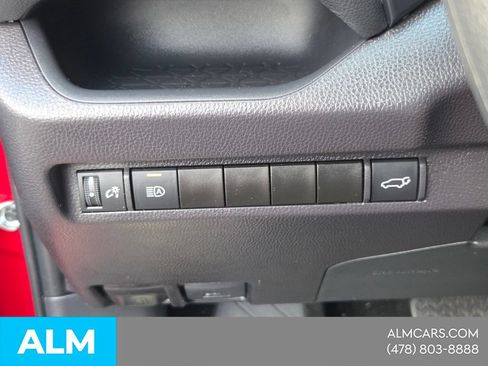 Used 2025 Toyota RAV4 XLE w/ Convenience Package FWD image 30