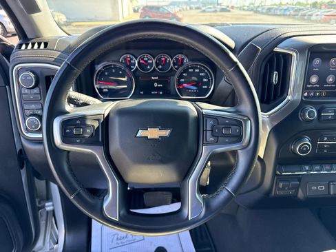 Used 2023 Chevrolet Silverado 3500 LT AWD/4WD image 13