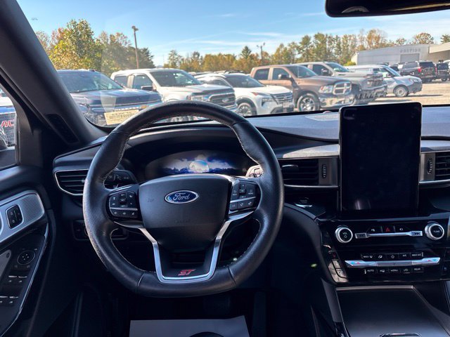 Certified 2023 Ford Explorer ST w/ Equipment Group 401A AWD/4WD image 10