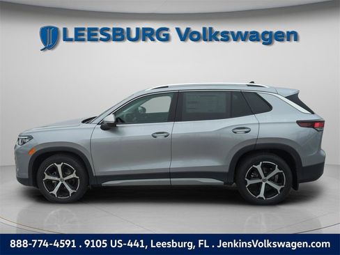 New 2026 Volkswagen Tiguan SE image 11