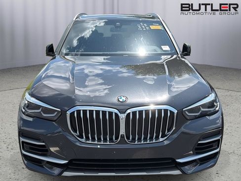 Used 2023 BMW X5 xDrive40i w/ Premium Package AWD/4WD image 3