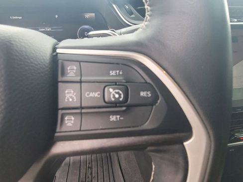 Used 2022 Jeep Grand Cherokee L Limited RWD image 13