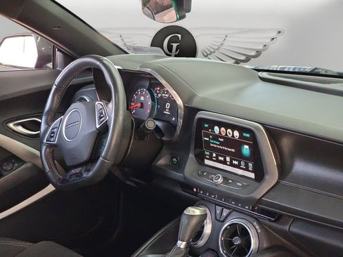 Used 2018 Chevrolet Camaro SS image 15