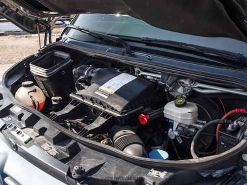 Used 2020 Mercedes-Benz Sprinter 3500 image 17