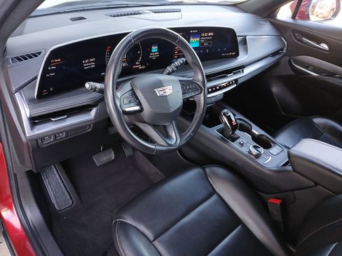 Certified 2024 Cadillac XT4 Premium Luxury AWD/4WD image 10