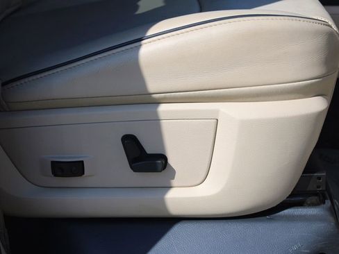 Used 2018 RAM 2500 Limited image 21