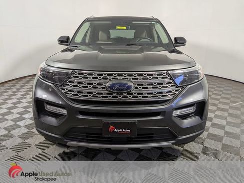Used 2020 Ford Explorer Limited w/ Class III Trailer Tow Package AWD/4WD image 2