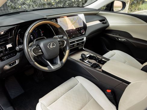 Used 2023 Lexus RX 350 350 w/ Cold Area Package image 4