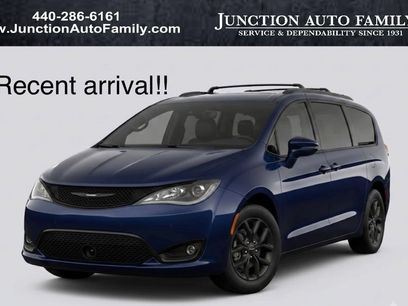 Used 2019 Chrysler Pacifica Touring Plus w/ Advanced Safetytec Group