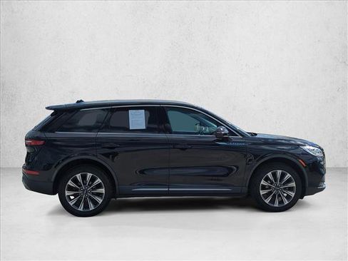 Used 2020 Lincoln Corsair Reserve w/ Equipment Group 201A AWD/4WD image 4