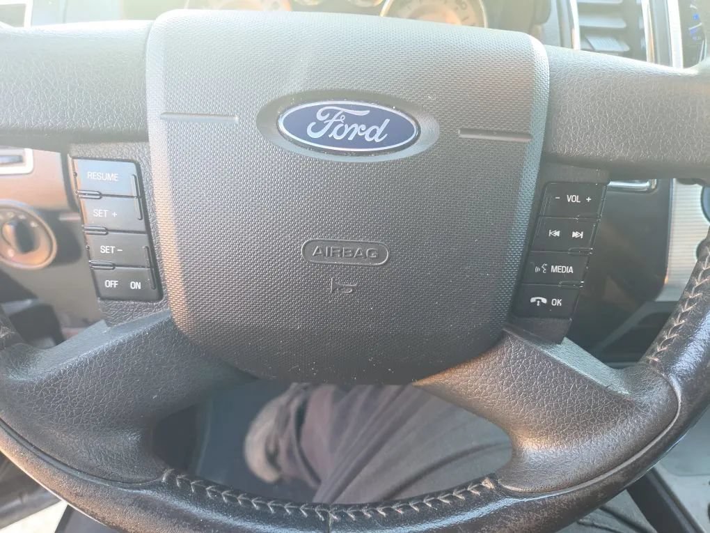 Used 2008 Ford Edge SEL FWD image 11