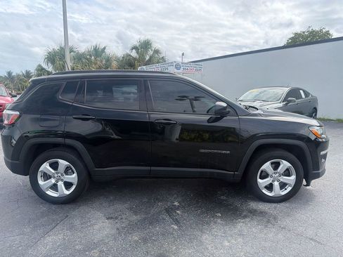 Used 2018 Jeep Compass Latitude w/ Popular Equipment Group FWD image 22