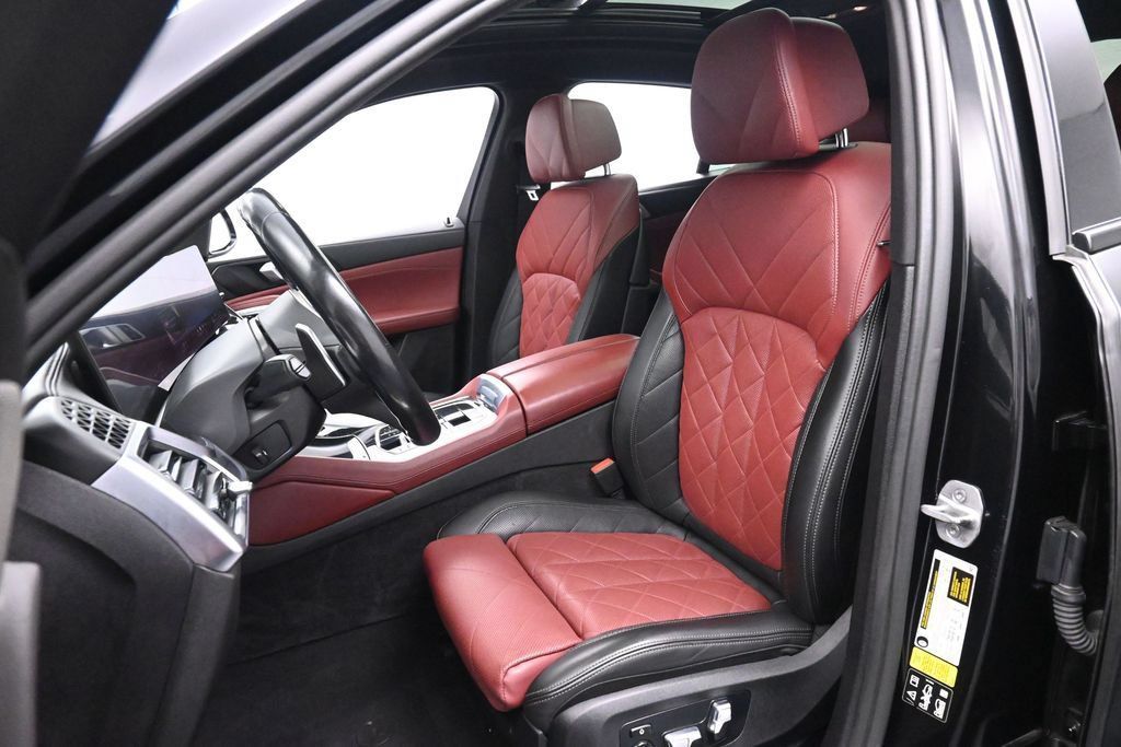 Used 2024 BMW X6 xDrive40i w/ Premium Package AWD/4WD image 12