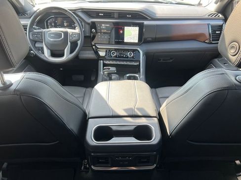 Used 2024 GMC Sierra 1500 Denali AWD/4WD image 26