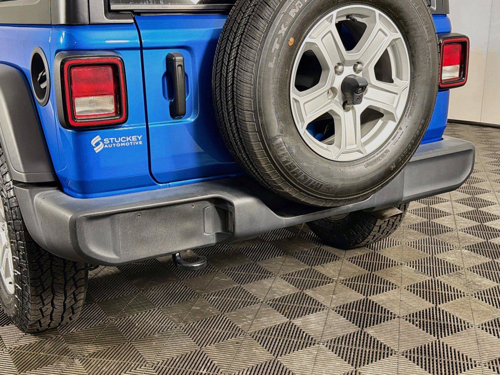 Used 2023 Jeep Wrangler Unlimited Sport AWD/4WD image 38