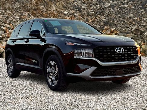 Used 2023 Hyundai Santa Fe SE w/ Cargo Package image 9