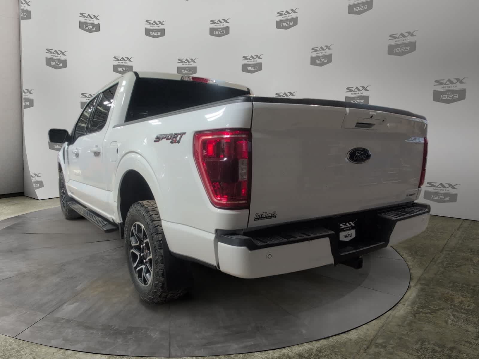 Used 2021 Ford F150 XLT w/ Equipment Group 302A High AWD/4WD image 3