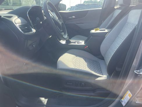Used 2023 Chevrolet Equinox LT FWD image 6
