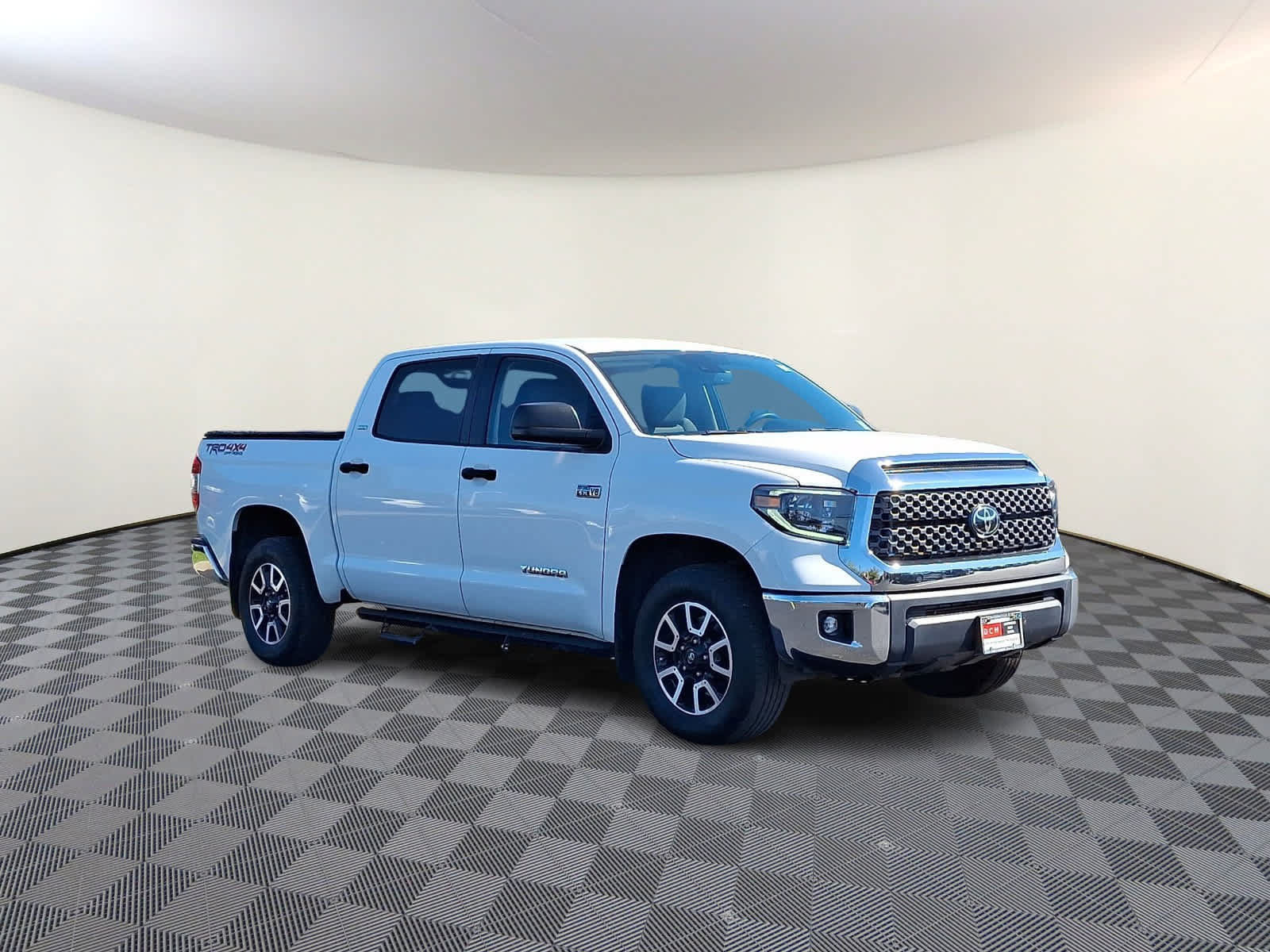 Used 2020 Toyota Tundra SR5 w/ TRD Off-Road Package AWD/4WD image 4