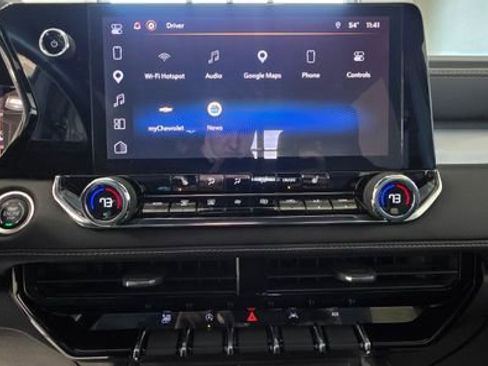 Used 2023 Chevrolet Colorado LT w/ LT Convenience Package II image 17