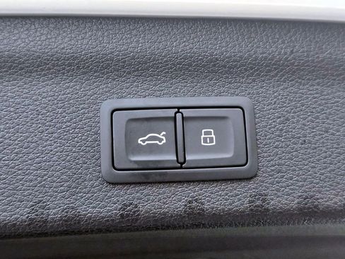 Used 2022 Audi Q3 2.0T Premium image 28