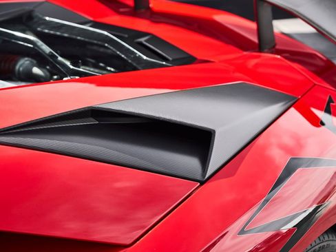 Used 2016 Lamborghini Aventador LP 750-4 Superveloce AWD/4WD image 12