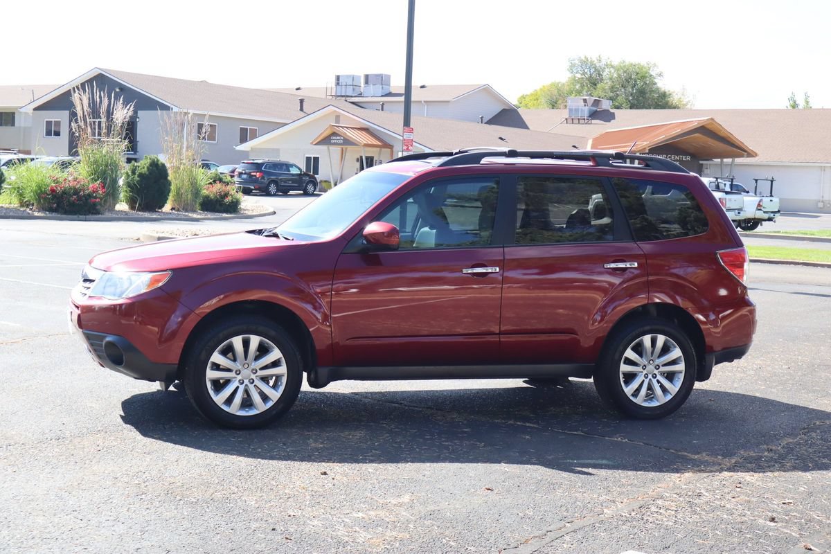 Used 2013 Subaru Forester 2.5X Limited AWD/4WD image 11