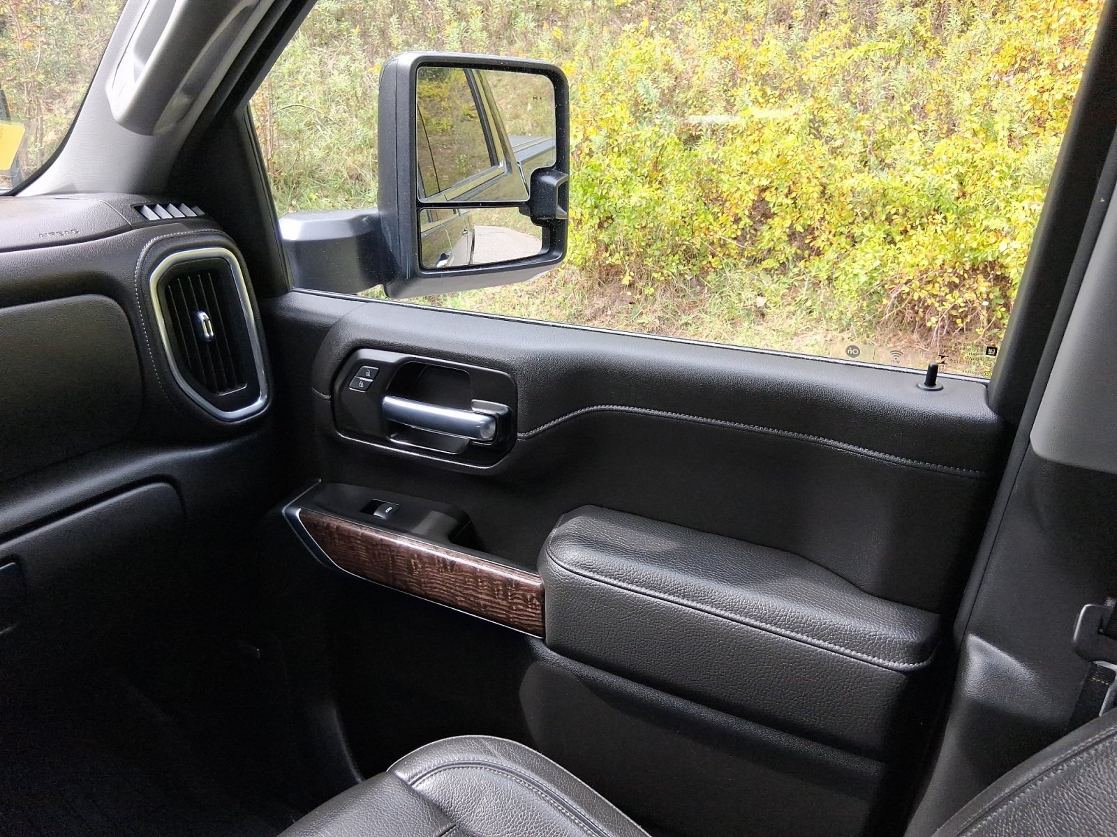 Used 2022 GMC Sierra 2500 Denali AWD/4WD image 15