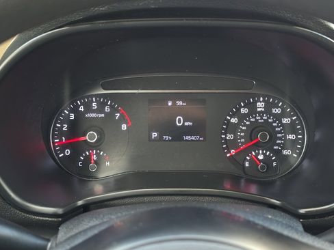 Used 2021 Kia Soul LX FWD image 25