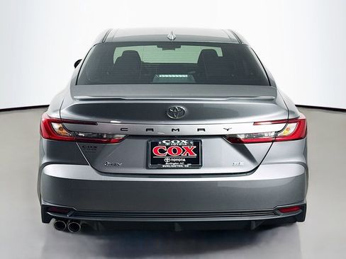New 2026 Toyota Camry SE image 6