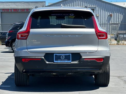 Certified 2025 Volvo EX40 Core AWD/4WD image 8