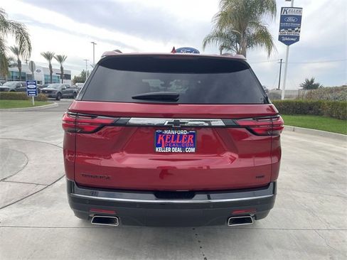 Used 2022 Chevrolet Traverse Premier w/ Redline Edition image 7