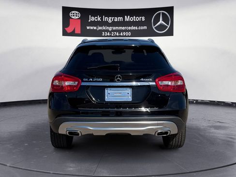 Certified 2017 Mercedes-Benz GLA 250 4MATIC image 4