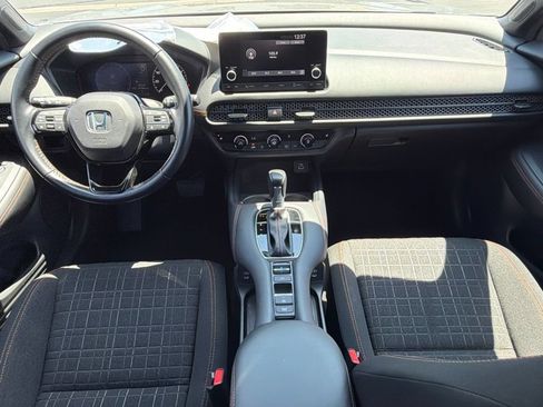 Used 2025 Honda HR-V Sport image 33