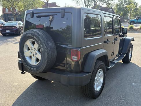Used 2015 Jeep Wrangler Unlimited Sport w/ Quick Order Package 24S image 11