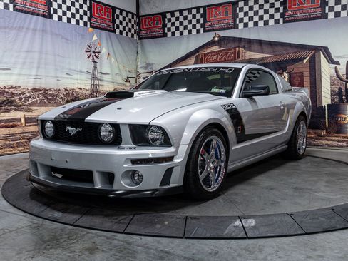 Used 2008 Ford Mustang GT image 2