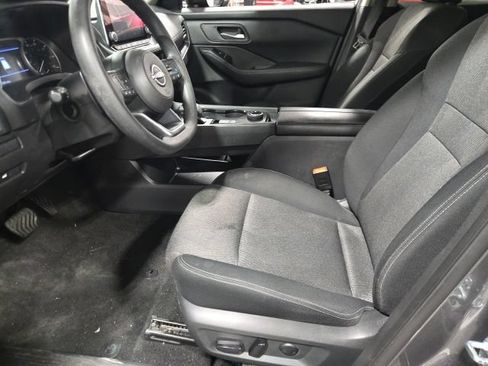 Used 2024 Nissan Rogue SV AWD/4WD image 13