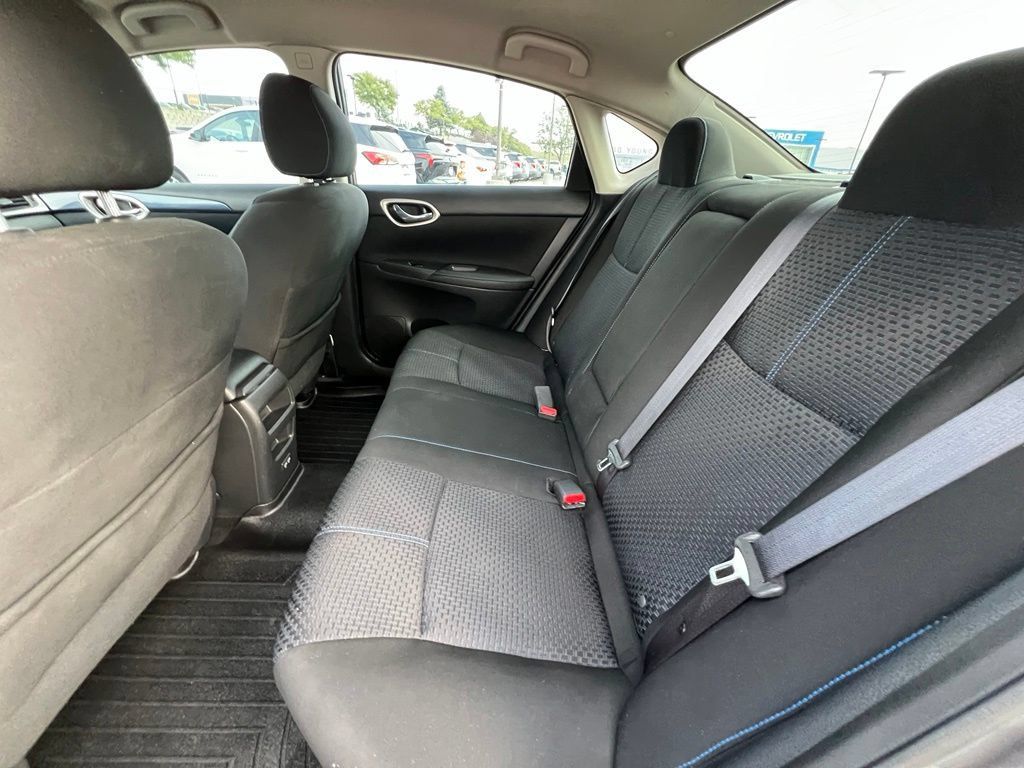 Used 2018 Nissan Sentra SR w/ Electronics Package FWD image 20