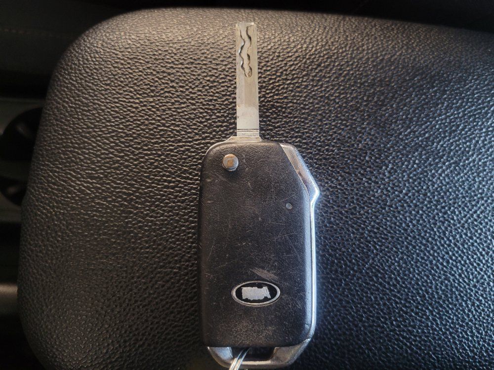 Used 2020 Kia Forte LXS FWD image 32