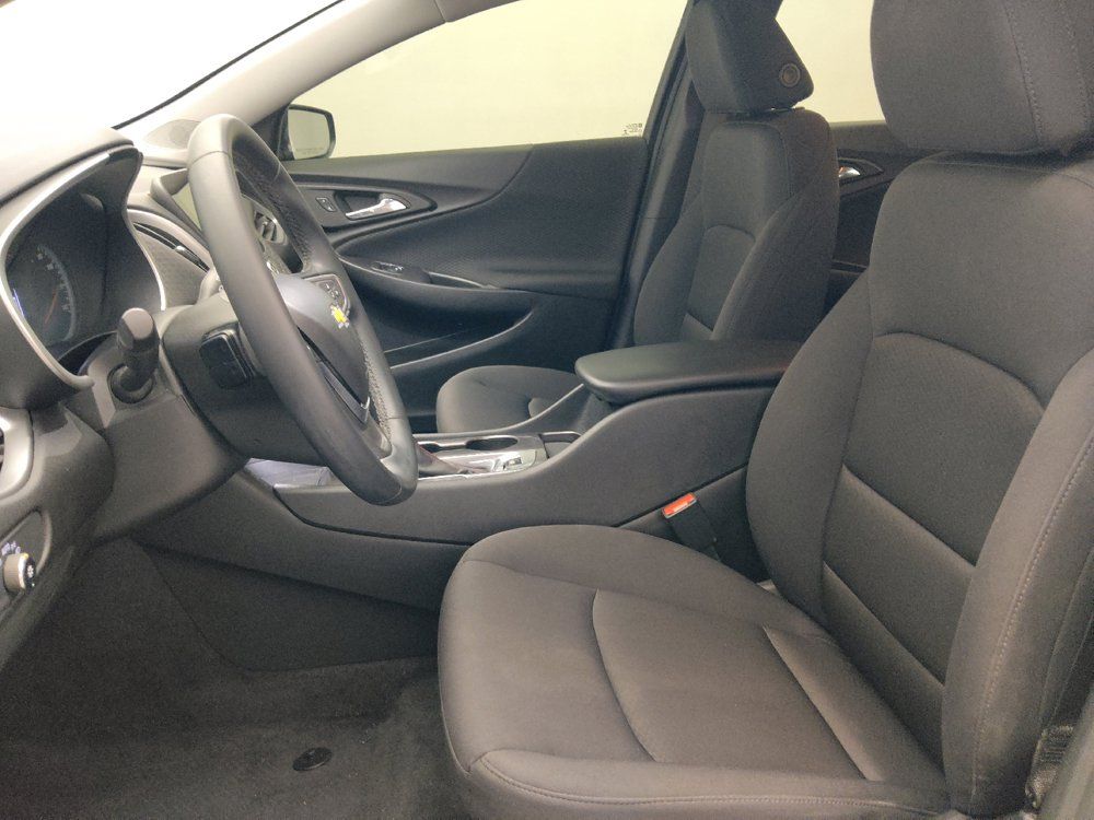 Used 2023 Chevrolet Malibu RS FWD image 17